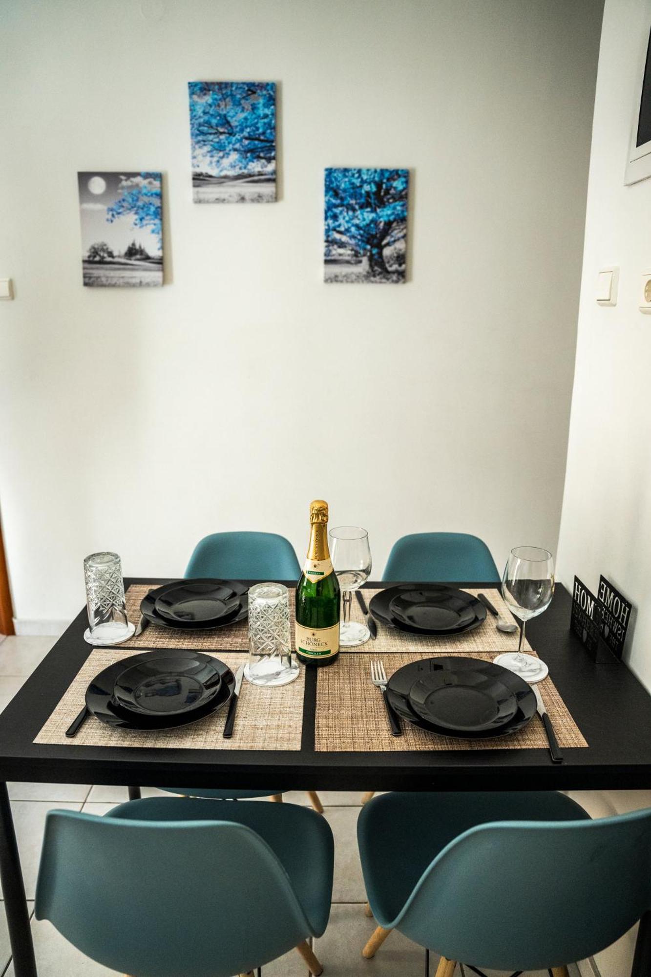 Gk Suites-Constantin View , Auto Check-In 24H Lárisa Eksteriør bilde